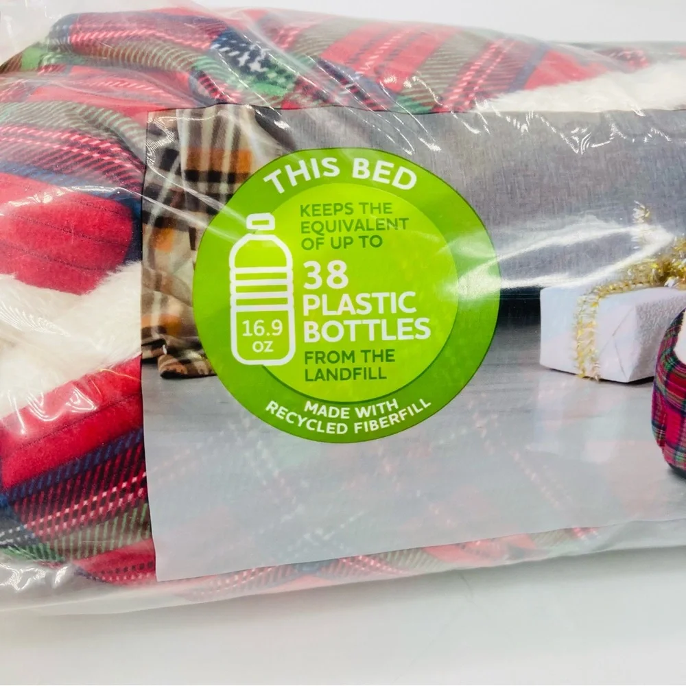 Vibrantlife Round Cuddler Pet Bed Small 6x19” Red Green Flannel Plaid Pattern